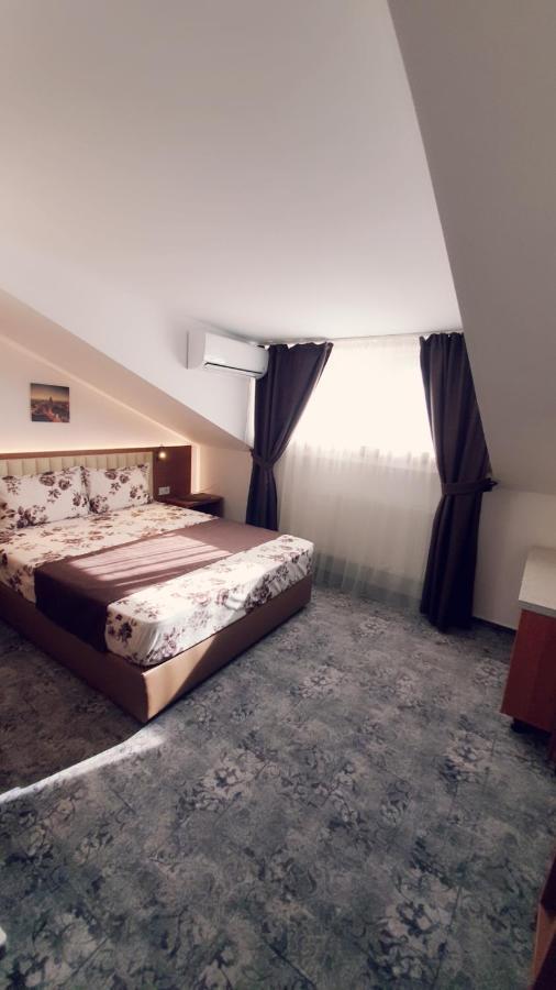 Stay Inn Rediu Valea Lupului  Εξωτερικό φωτογραφία