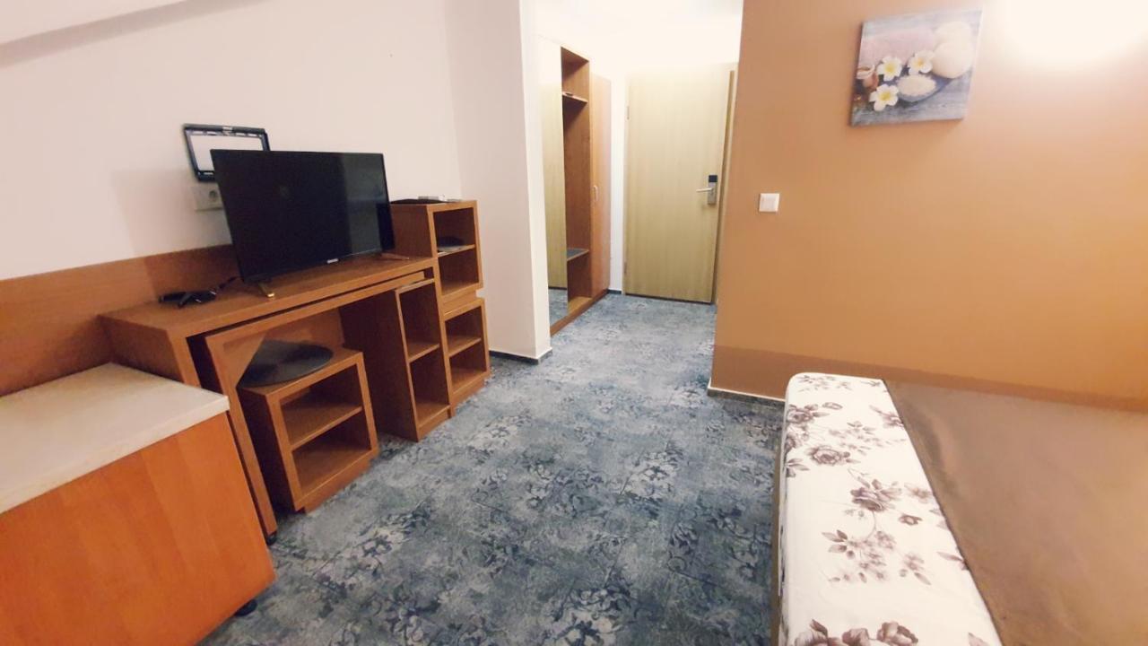 Stay Inn Rediu Valea Lupului  Εξωτερικό φωτογραφία