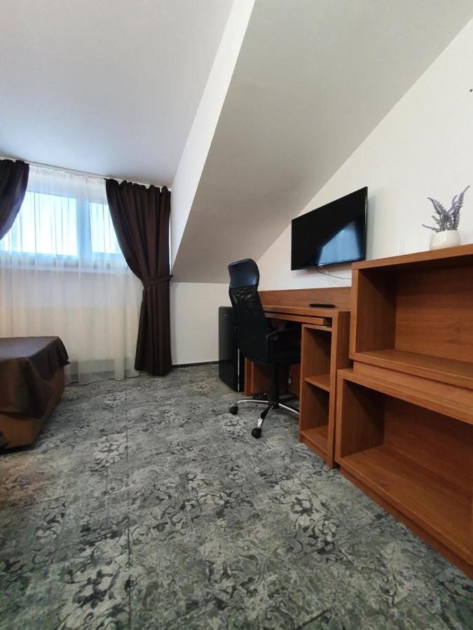 Stay Inn Rediu Valea Lupului  Εξωτερικό φωτογραφία