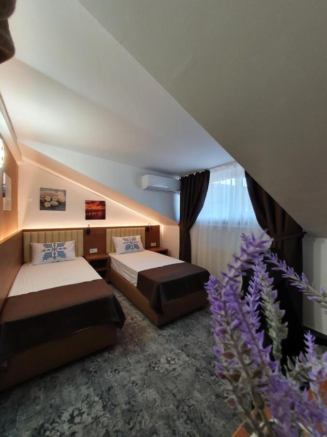 Stay Inn Rediu Valea Lupului  Εξωτερικό φωτογραφία