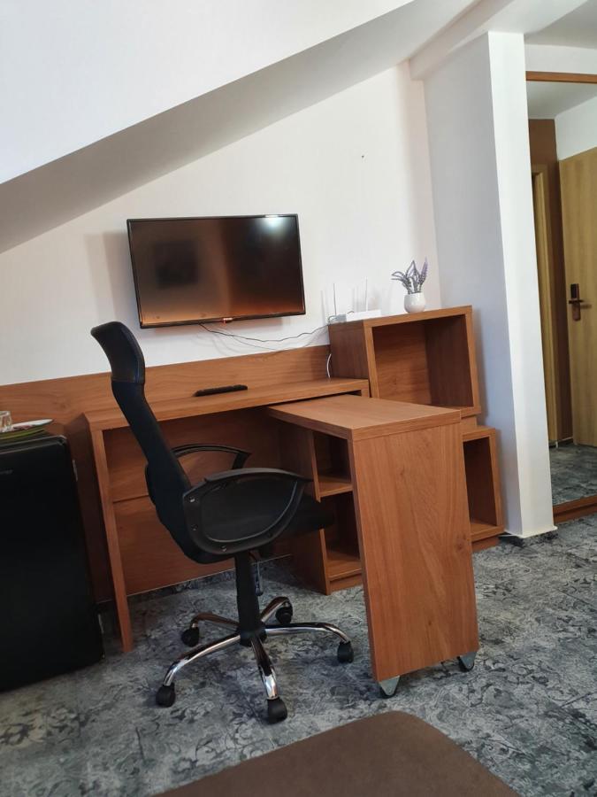 Stay Inn Rediu Valea Lupului  Εξωτερικό φωτογραφία