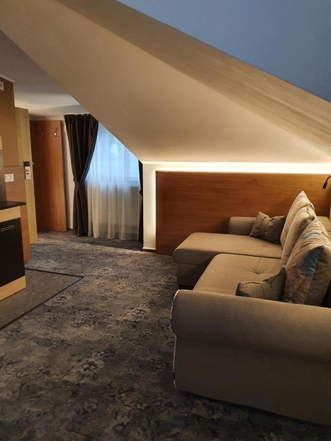 Stay Inn Rediu Valea Lupului  Εξωτερικό φωτογραφία