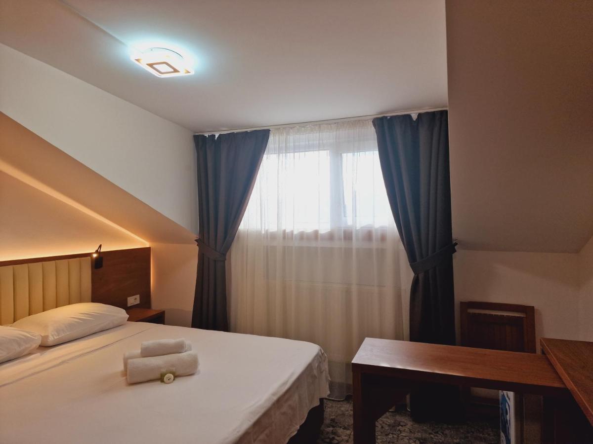 Stay Inn Rediu Valea Lupului  Εξωτερικό φωτογραφία