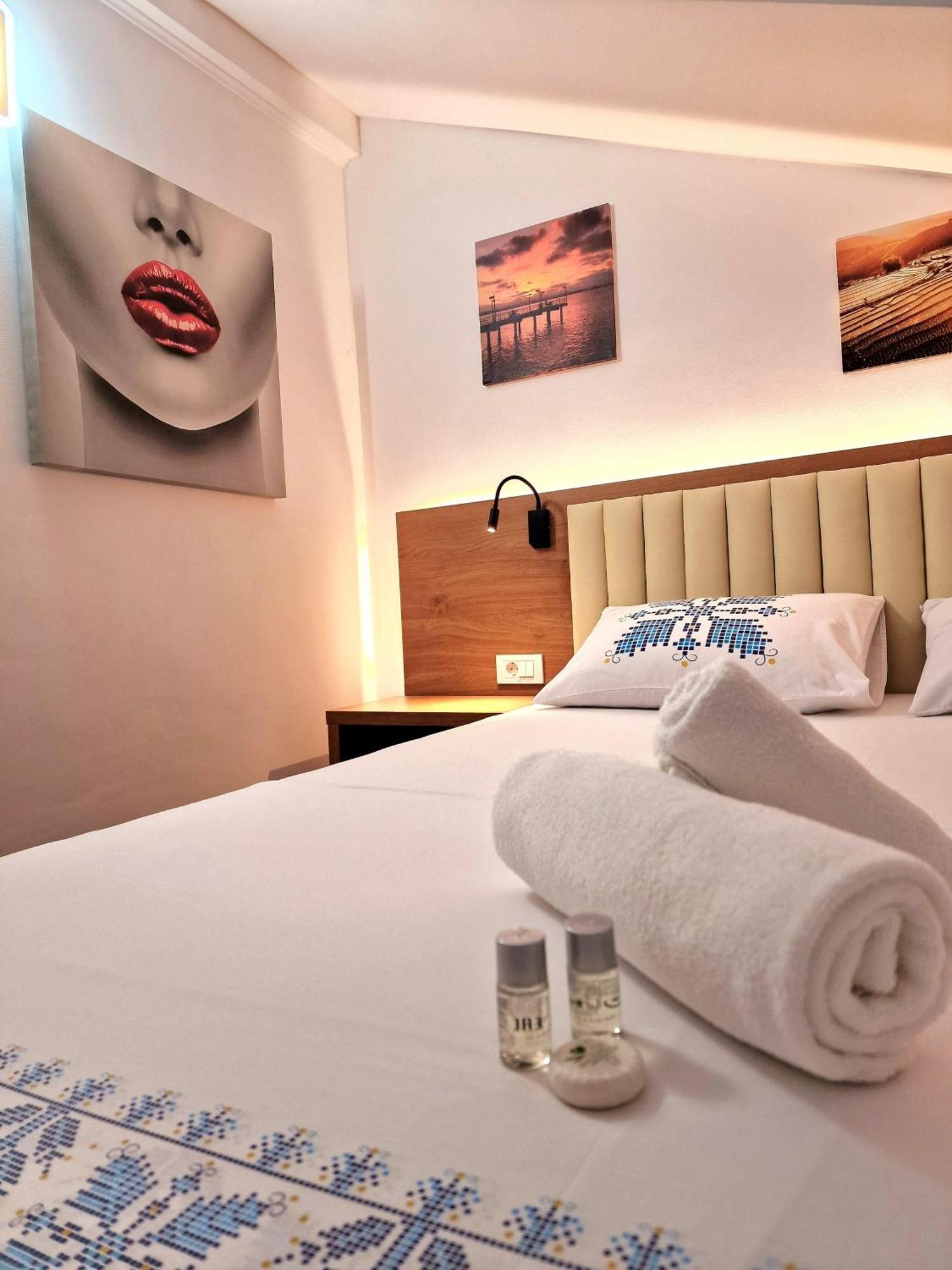 Stay Inn Rediu Valea Lupului  Εξωτερικό φωτογραφία