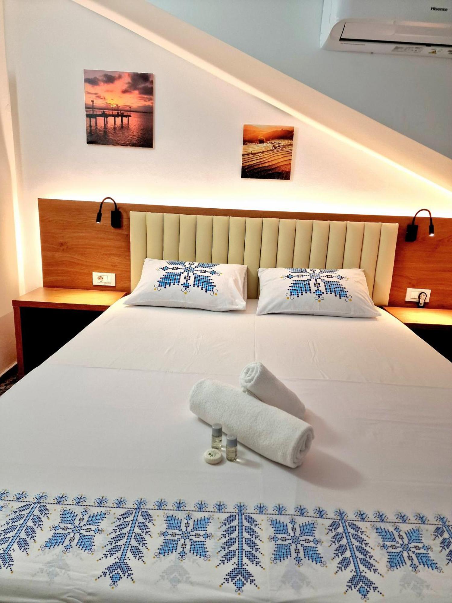 Stay Inn Rediu Valea Lupului  Εξωτερικό φωτογραφία
